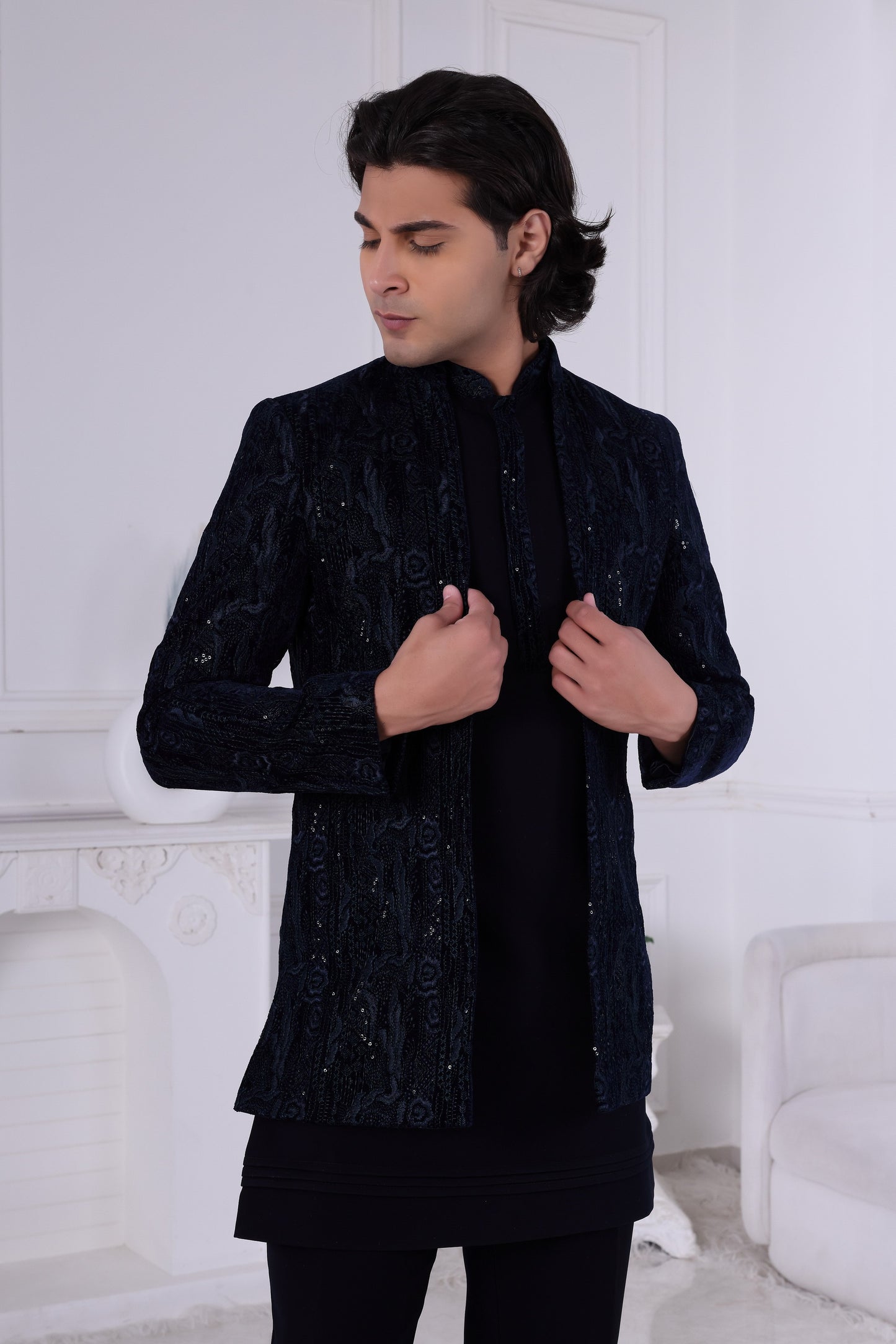 Midnight Blue Textured Indo-Western Kurta Set for Men – Luxury Designer Wedding & Cocktail Wear LA2113 Laroyal