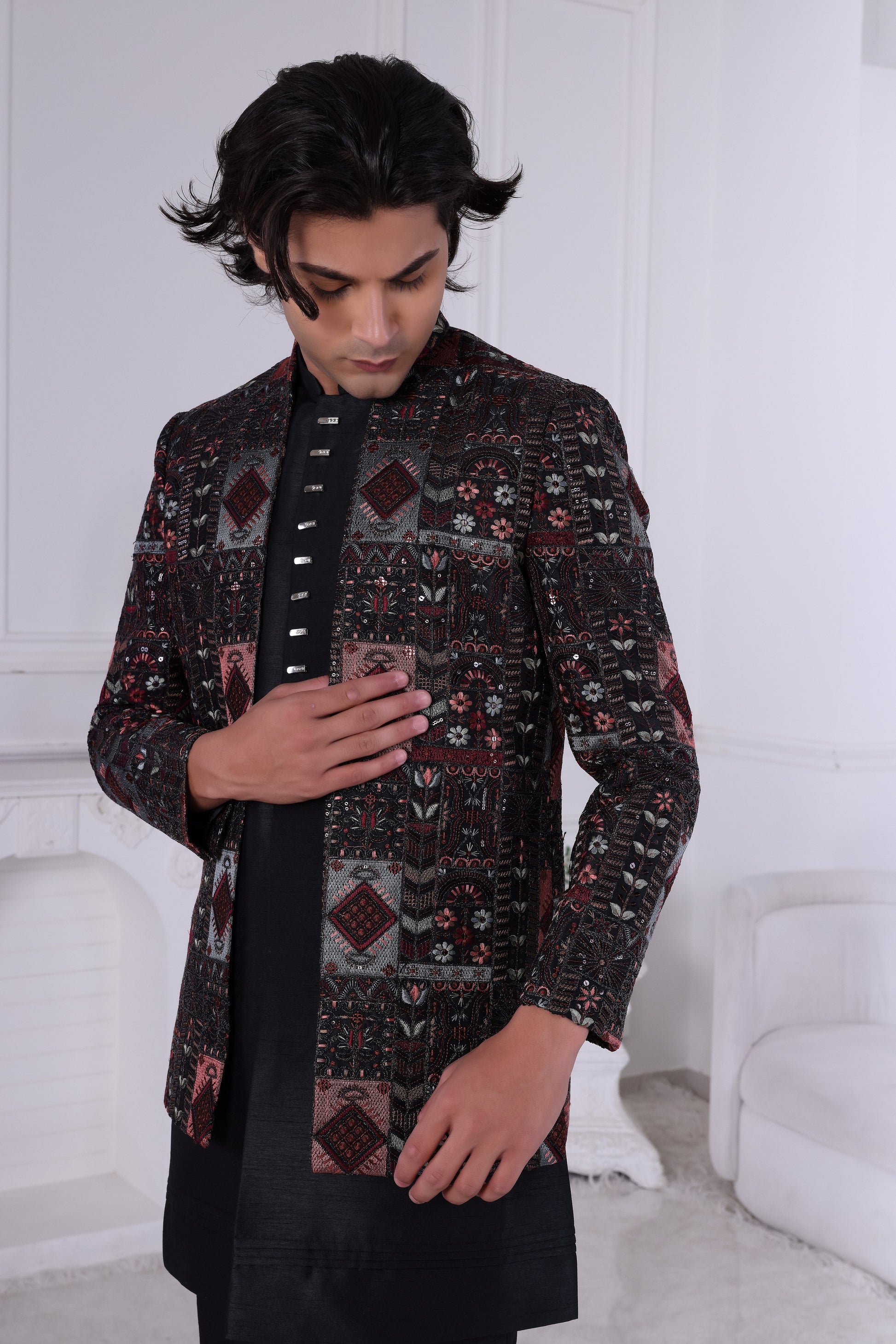 Men’s Black Patterned Indian Ethnic Sherwani Set – Premium Indo Western Party & Wedding Suit LA2123 (Copy) Laroyal